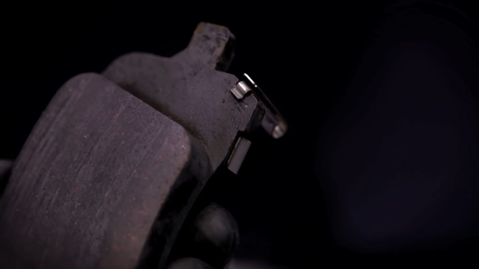 Brakes Grinding at Low Speed 13 Reasons and Solutions